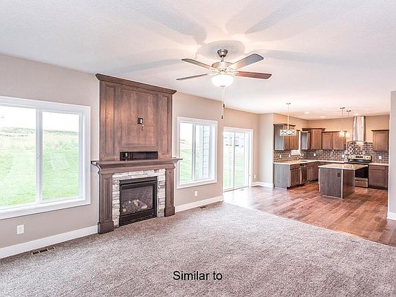 3rd image of 10035 Thorne Dr