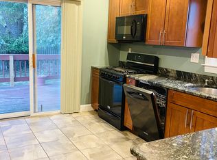 172 Highland Ave #I, Edison, NJ 08817
