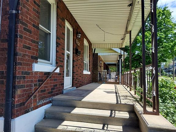 2nd image of 1328 Marentette Ave