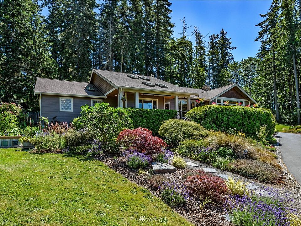 1st image of 30018 Gamble Pl NE