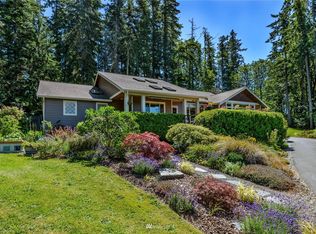 30018 Gamble Pl NE, Kingston, WA 98346
