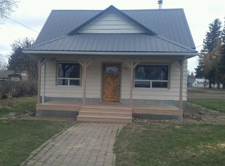 307 South St, Enterprise, OR 97828