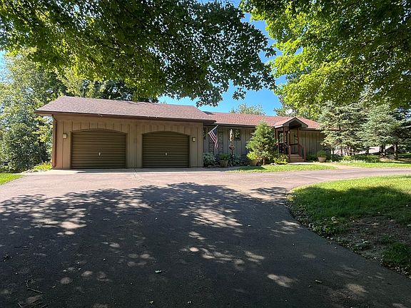 2nd image of 44392 348th Ln