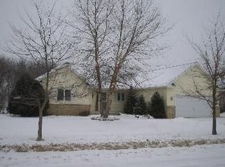 5328 Nicklaus Dr NW, Rochester, MN 55901