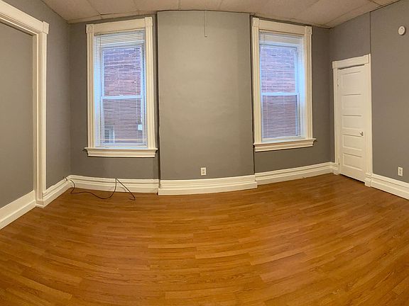5th image of 4238 Botanical Ave #A