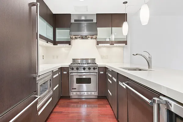 Rented by Corcoran | media 20