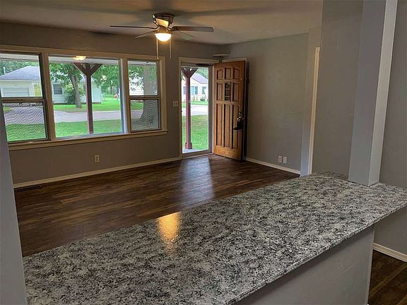 5th image of 1404 Clarke St