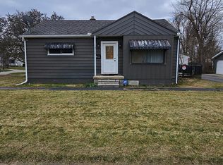 1412 S Ballenger Hwy, Flint, MI 48532