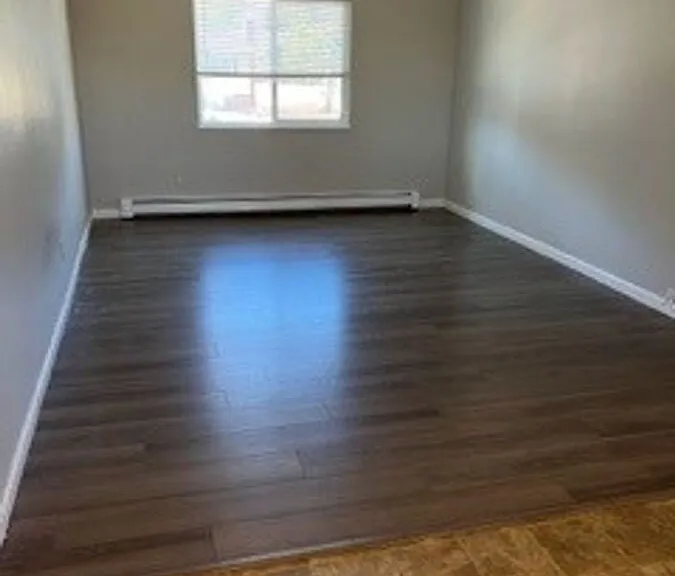 4357 N Chestnut St #202 — Photo 10