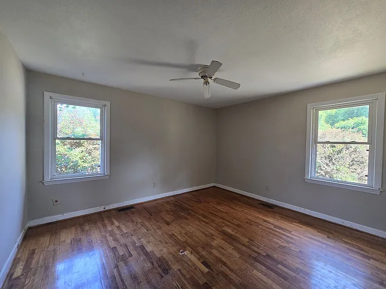 5206 Shagbark Rd — Photo 9