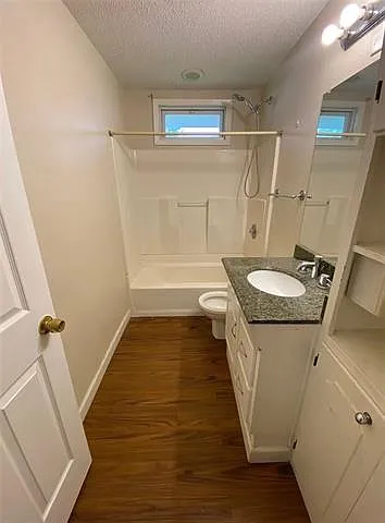 388 Helis Dr — Photo 8