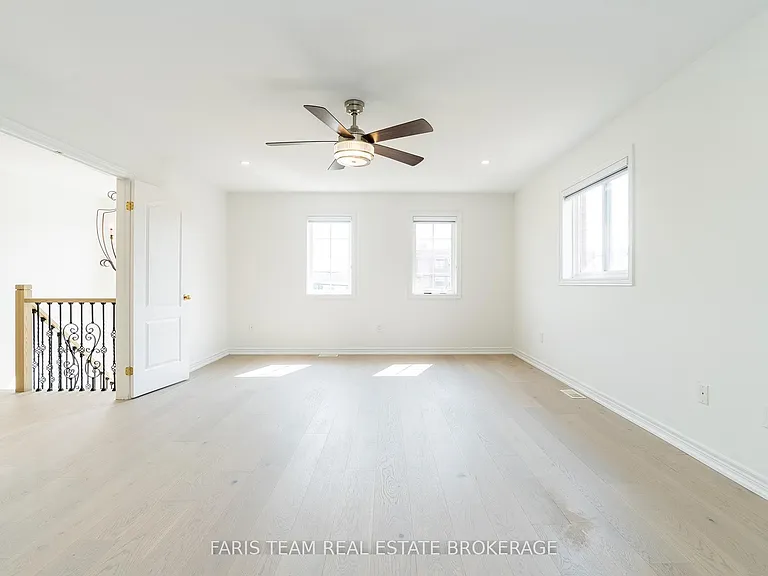 2 Vanessa Dr — Photo 17