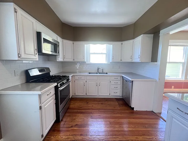 1040 Powers Ave NW — Photo 43