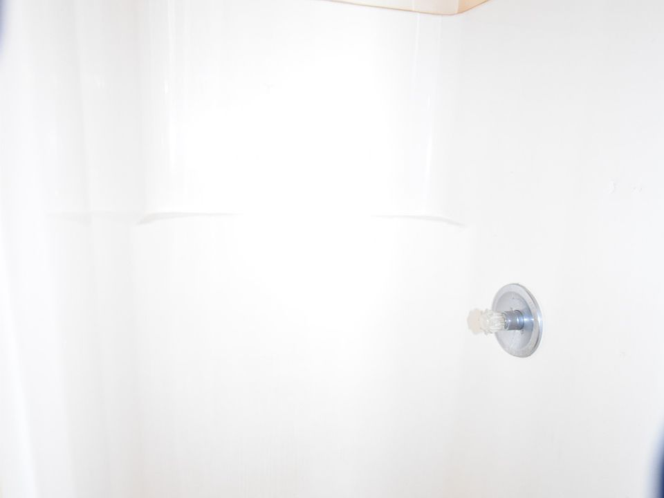 1st image of 1096 Manning Hts