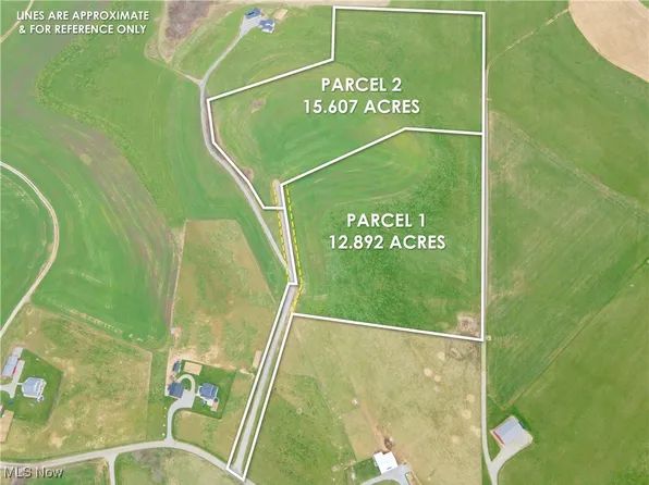 Hilltop Rd SW, Baltic, OH 43804