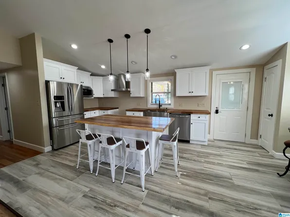 55 Widow Hill Rd, Hayden, AL 35079