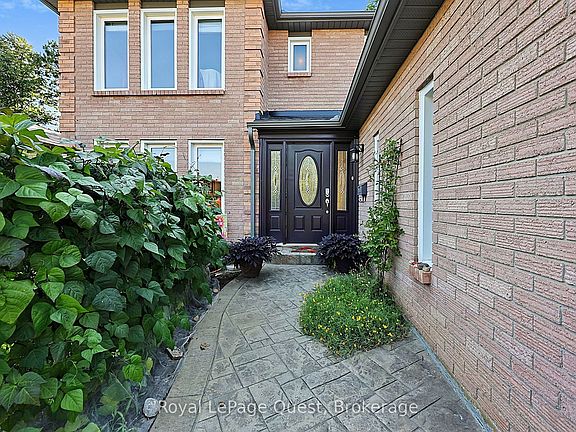 4th image of 44 Trillium Cres