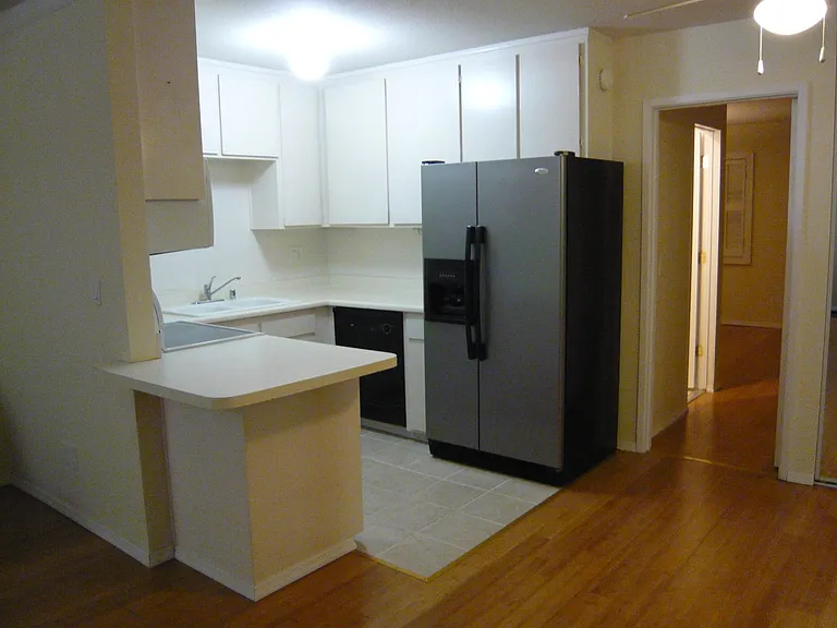 4404 Bond St #L — Photo 8