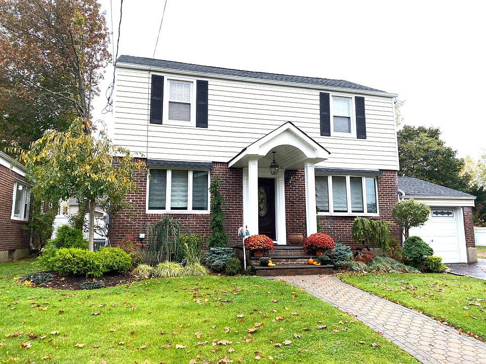 1st image of 74 Waverly Ave