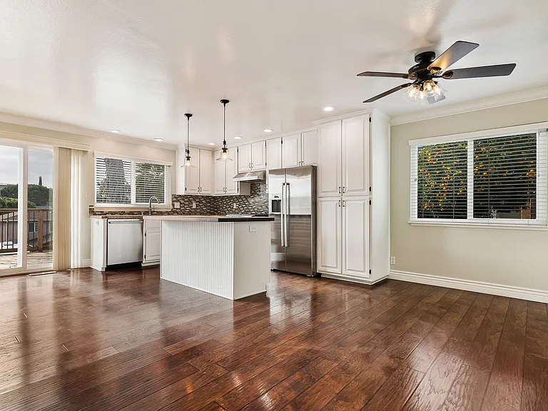 1220 Monte Vista Ct — Photo 10