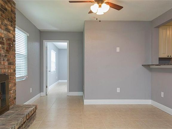 5th image of 4707 W Wisconsin Ave