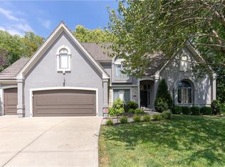 7570 Lichtenauer Dr, Shawnee, KS 66217