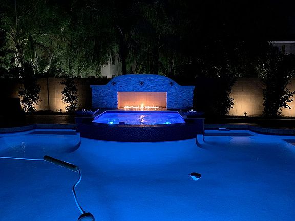 Backyard - Pool/Spa2