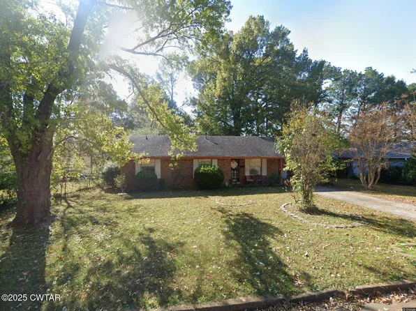 88 Sweetbriar Cir, Jackson, TN 38301