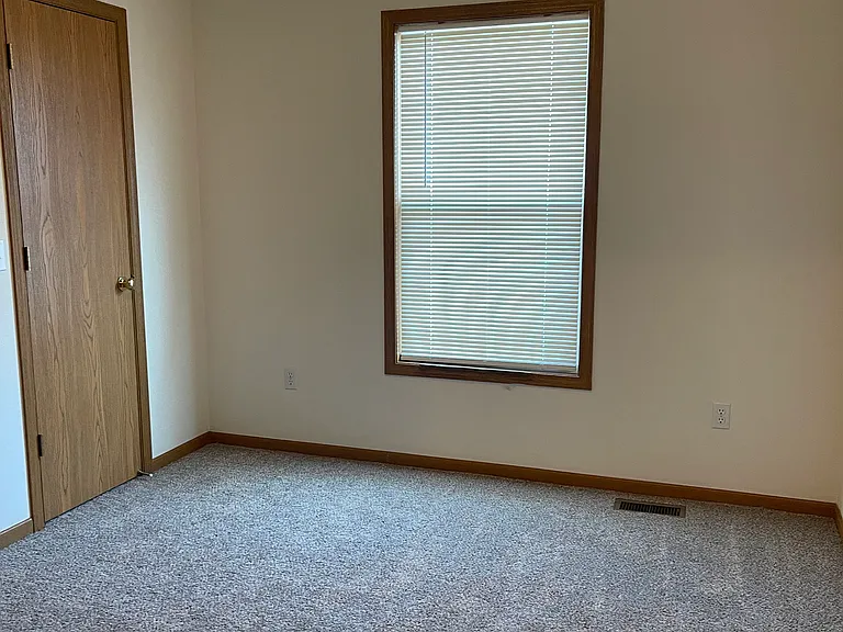 4799 Garfield Rd — Photo 13