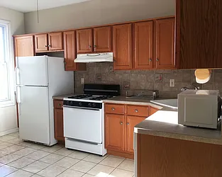 Rented by Zikos Realty Services