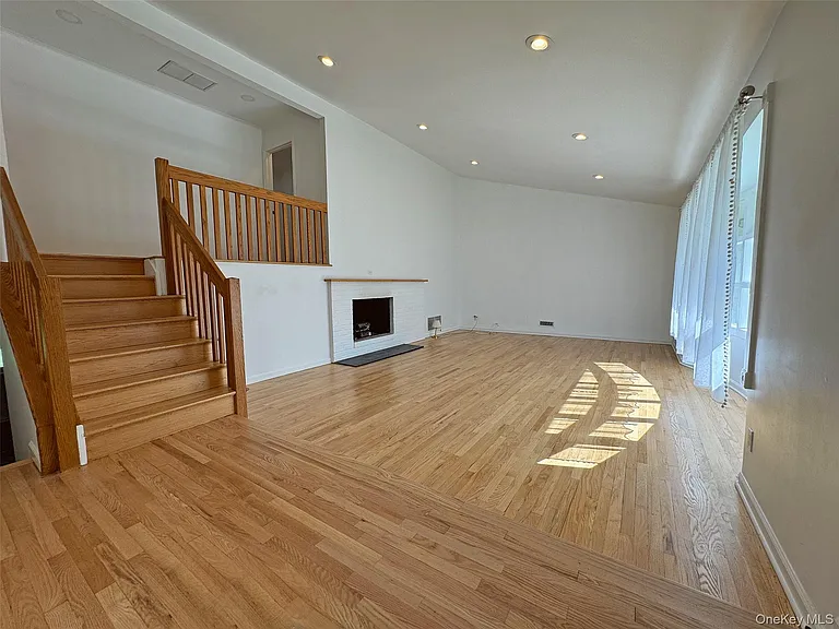 3 Stonewall Ln — Photo 4