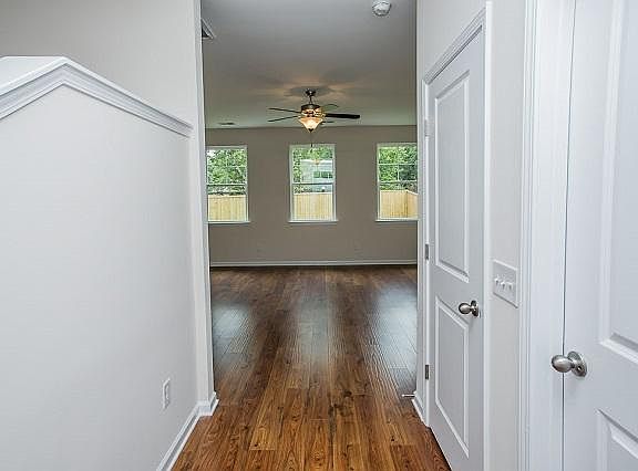 3rd image of 126 Long Needle Ln