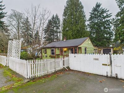 15822 26th Avenue NE, Seattle, WA, 98155