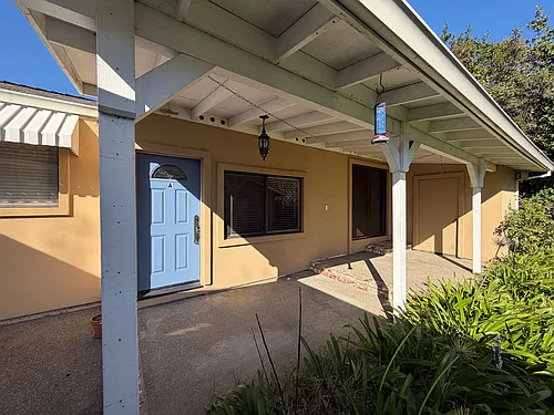 2720 Larry Lane Photo 1