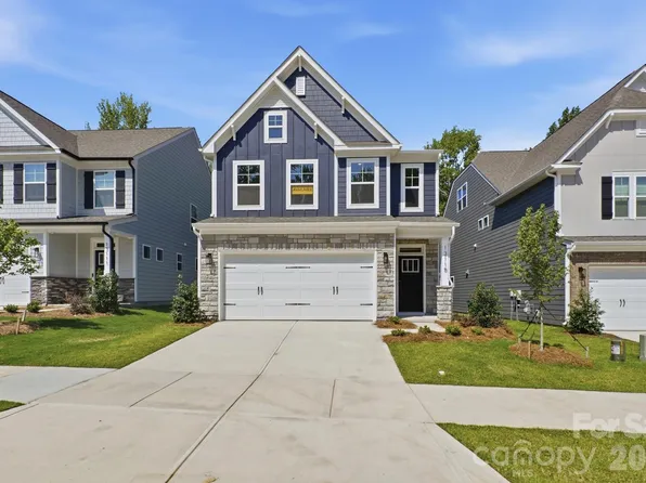 13115 Foxberry Rd, Charlotte, NC 28213
