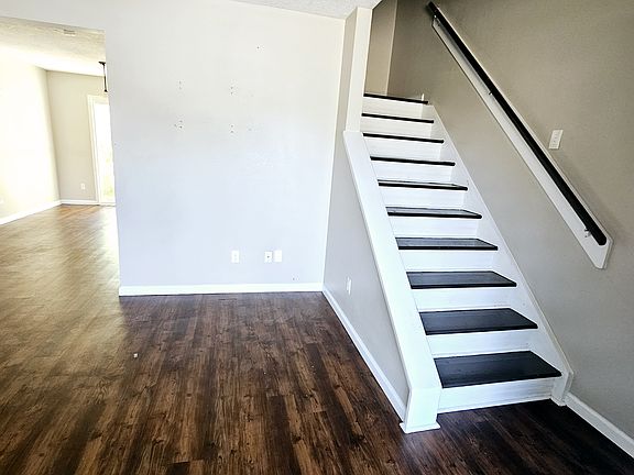 5th image of 301 W Sallier St APT C