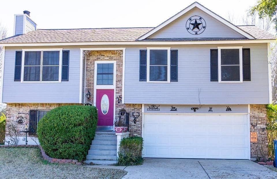 1st image of 616 Holly Dr