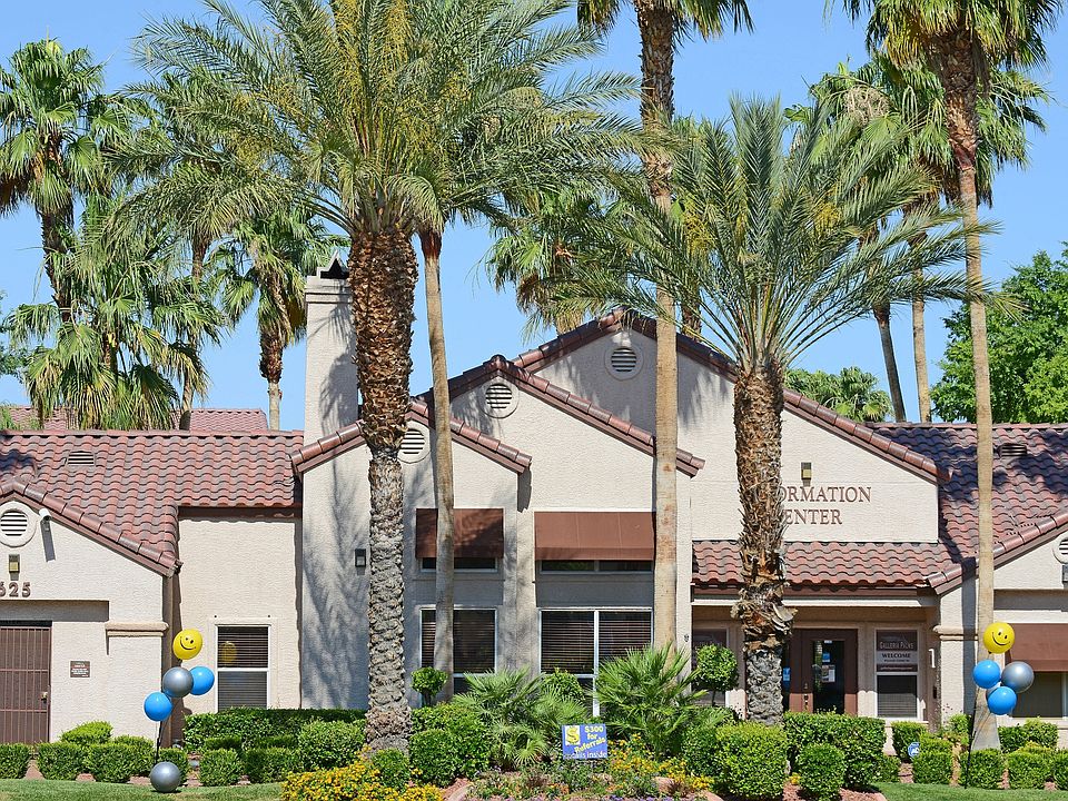 Galleria Palms Apartment