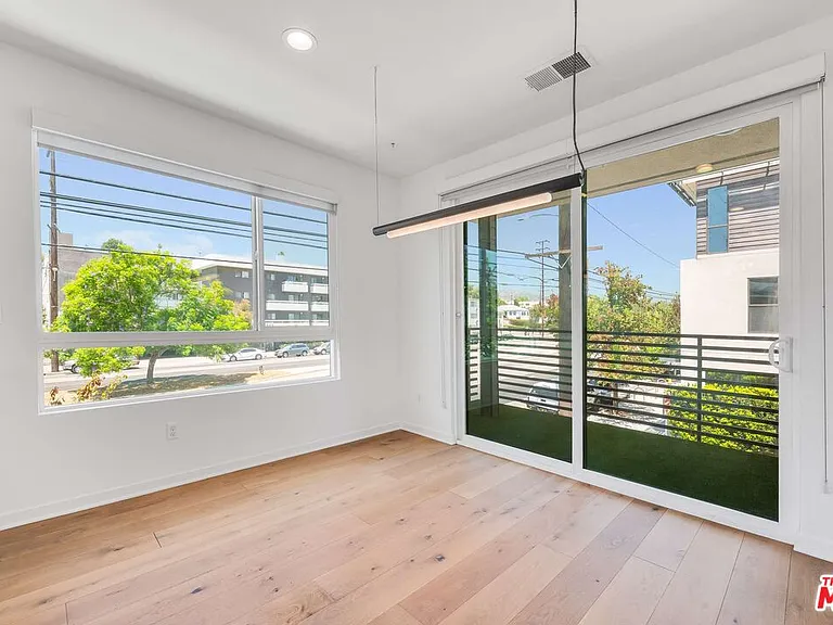 4320 Eagle Rock Blvd #1 — Photo 5
