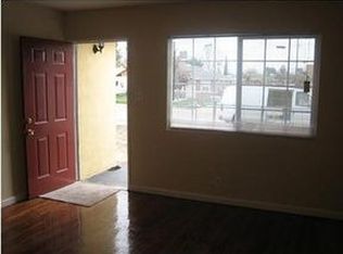 526 Price St, Bakersfield, CA 93307