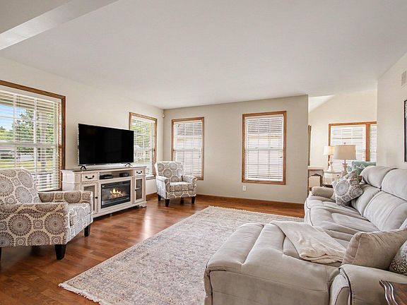 5th image of 503 Ohagan Dr
