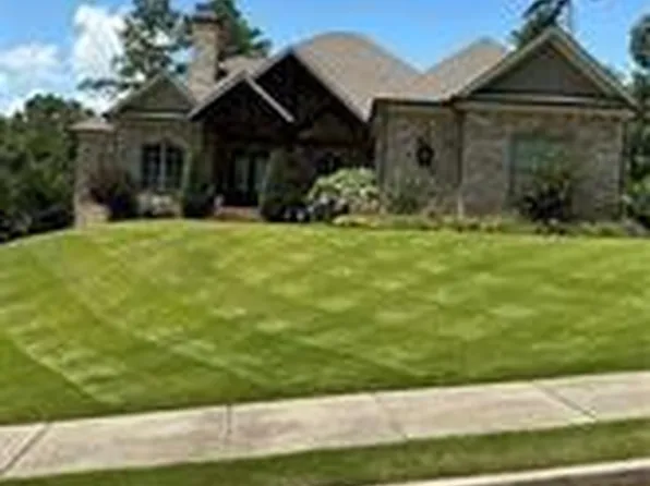 2446 Shadburn Ferry Dr, Buford, GA 30518