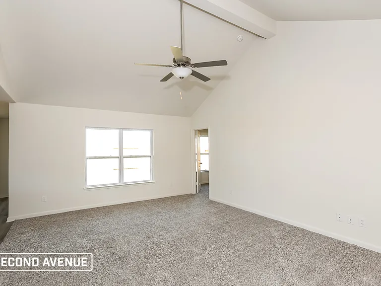 1401 Sunkiss Dr — Photo 9