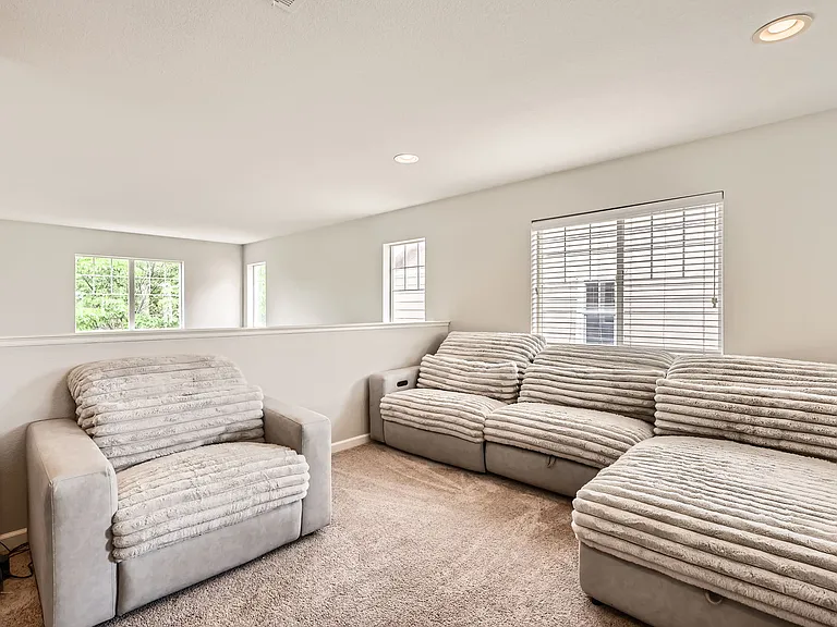 12125 Helena St — Photo 28