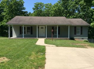 281 Margaret Dr, Nitro, WV 25143