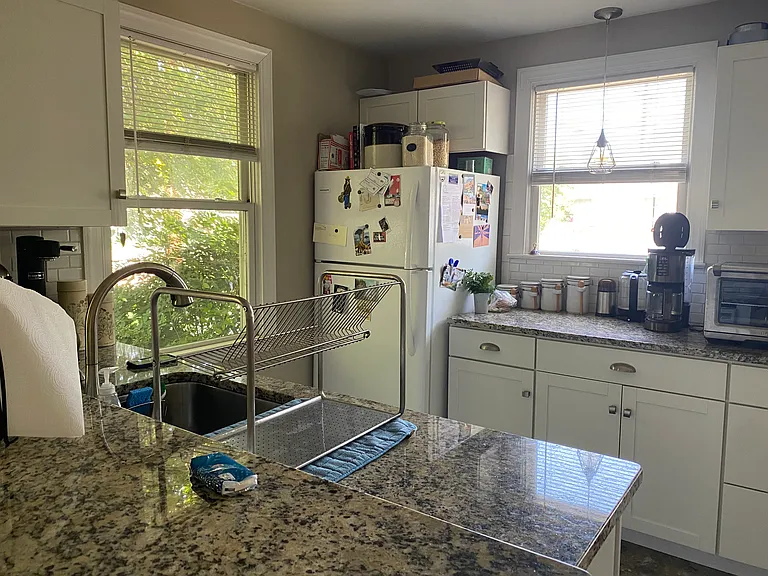 210 Meade Ave — Photo 11
