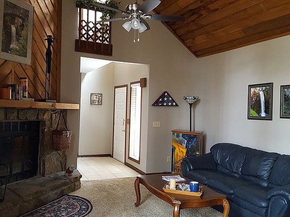 Two story entrance 