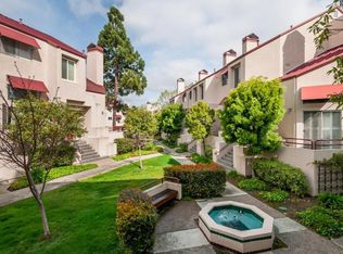 4 Commons Ln, Foster City, CA 94404