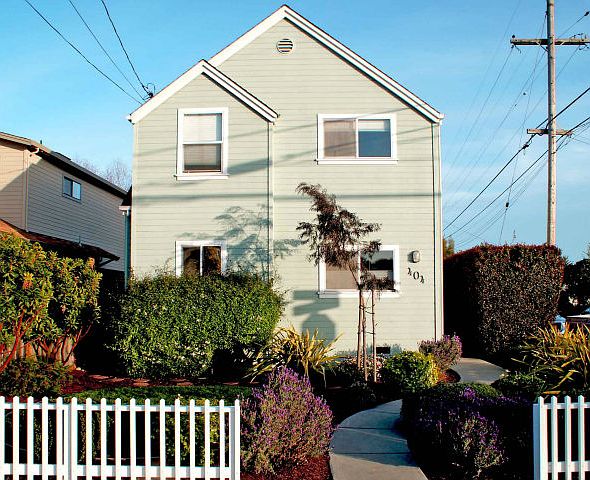 1st image of 404 California Ave