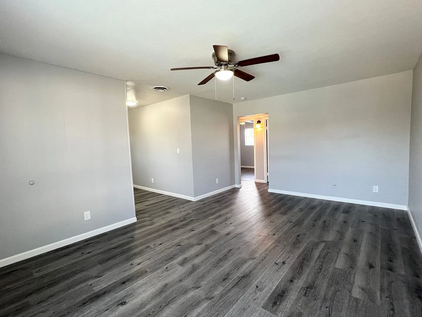 798 McClure St. — Photo 3